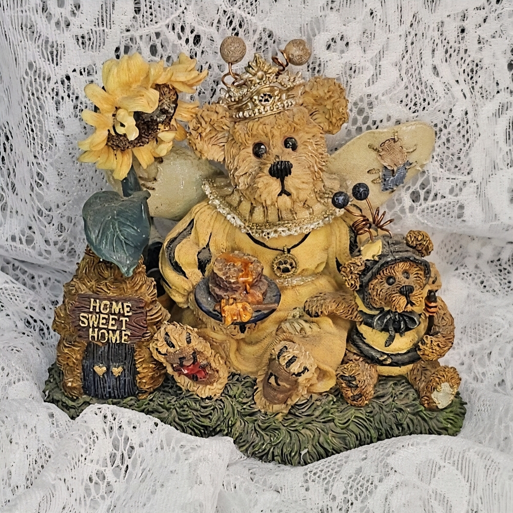 Boyds Bears & Friends Figurine *Victoria Regina Buzzbruin... *Bee *Vintage *1999